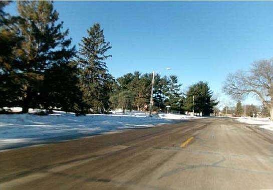4th image of 7970 Lad Pkwy