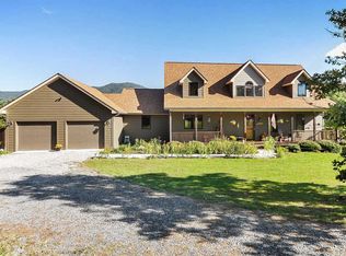 3950 Flatwoods Rd, Elliston, VA 24087