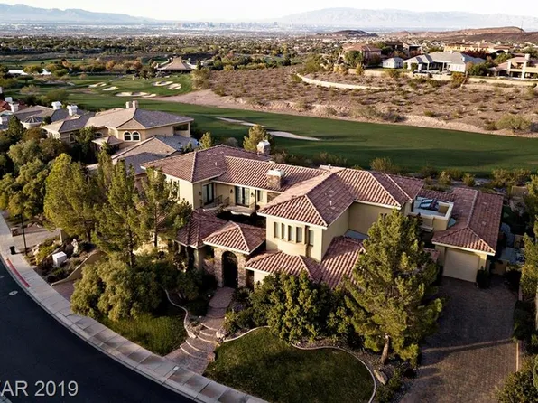 10 Cedar Chase Dr, Henderson, NV 89052
