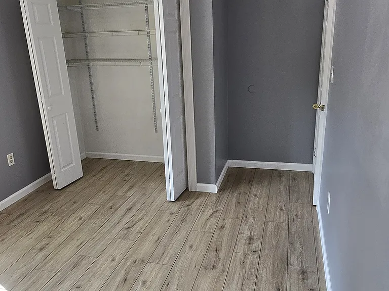 6 Colonial Ct #6 — Photo 22