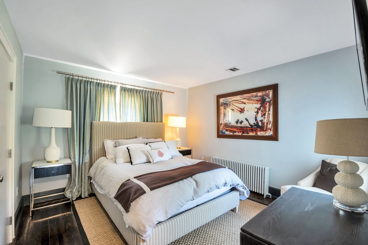  Upstairs Bedroom