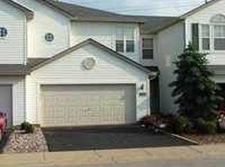 1055 Key Largo Dr, Romeoville, IL 60446