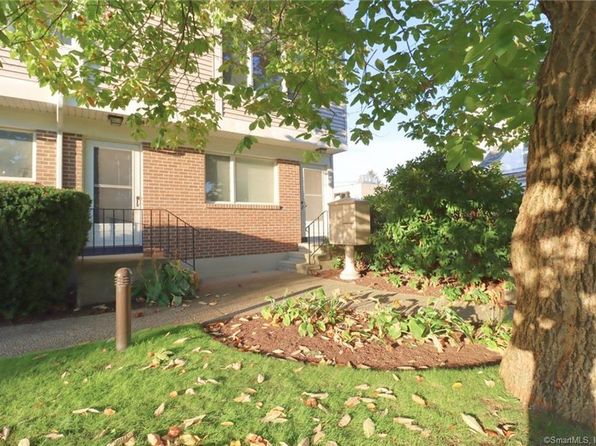 25 Cottage St APT 208