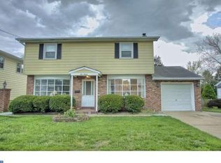 416 Oakland Ave, Bellmawr, NJ 08031