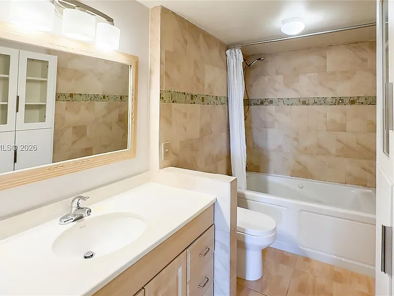 2841 NE 163rd St #1210 — Photo 18