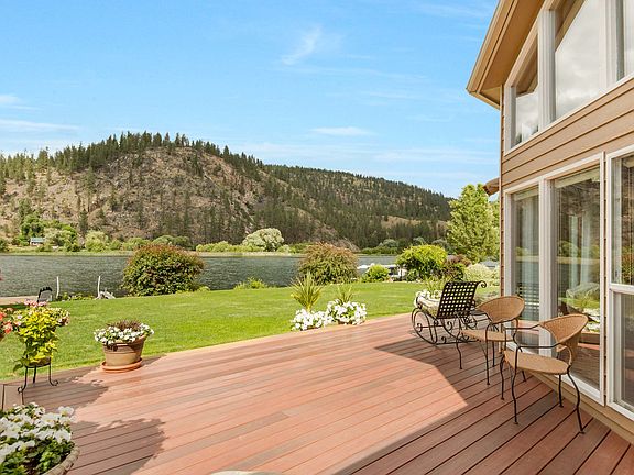 Back Deck Looking Northeast