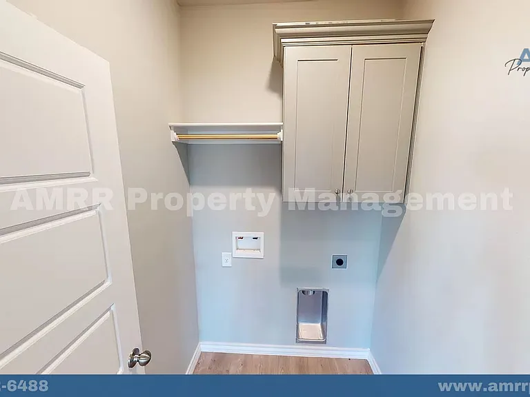 5803 Waverly Ave — Photo 15