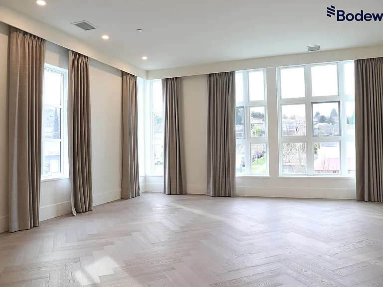 2797 Alamein Ave #3 — Photo 5