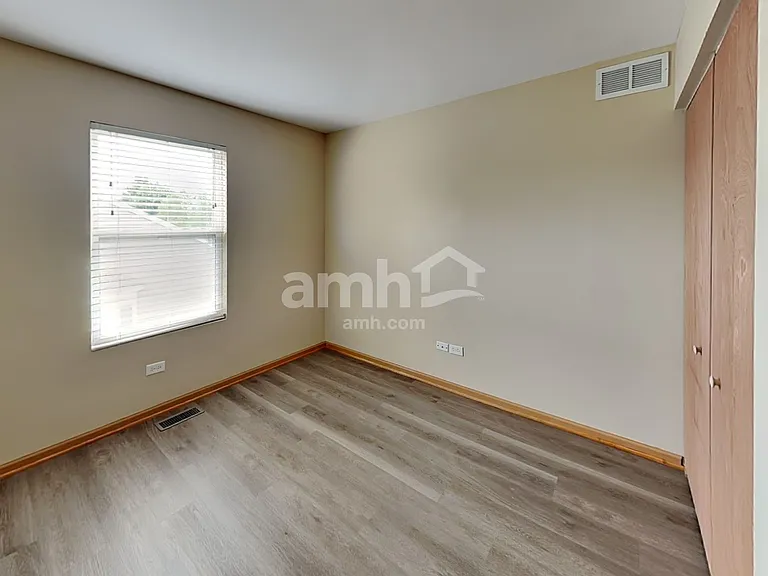 1503 Bridgehampton Dr — Photo 17