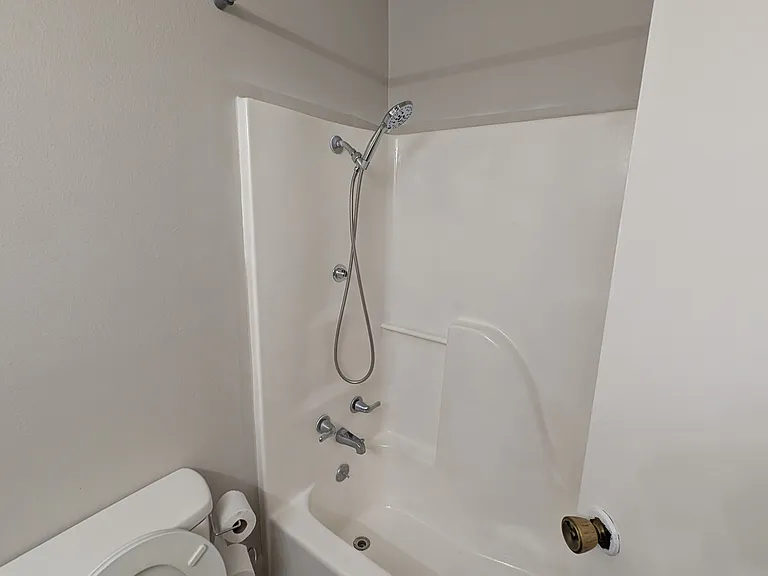 1609 Amour Dr — Photo 6