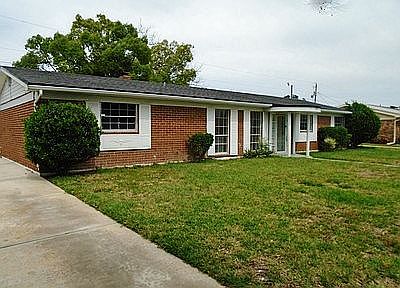 1st image of 887 E Coquina Dr