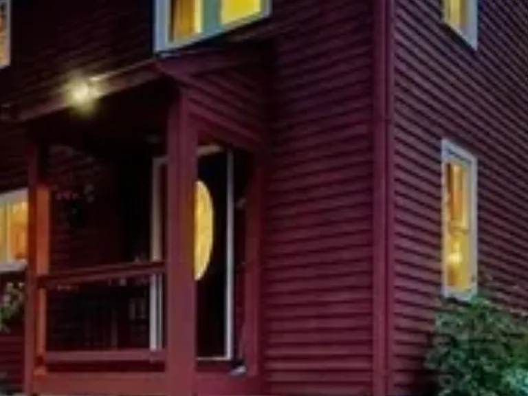 12 Marywood St — Photo 1