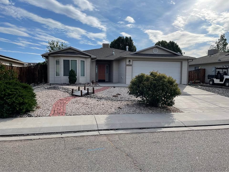 1st image of 432 1/2 Jornada St