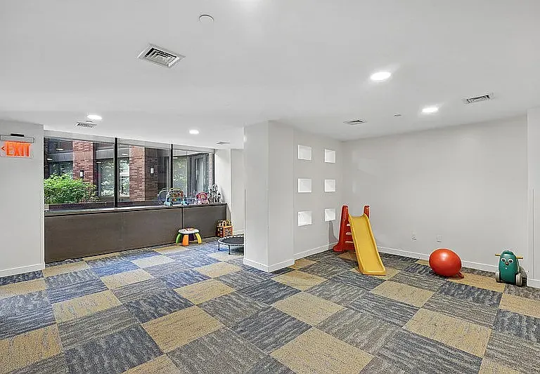 3260 Henry Hudson Pkwy E #7H — Photo 11