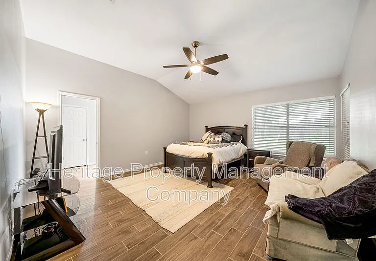 13511 Thessaly — Photo 19
