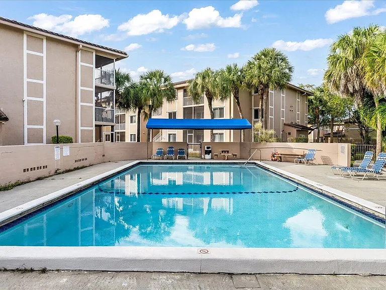 10129 W Atlantic Blvd #E3 — Photo 3
