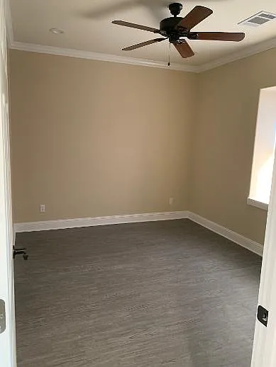 2 bed, 1300 sqft, $1,300 — Photo 4
