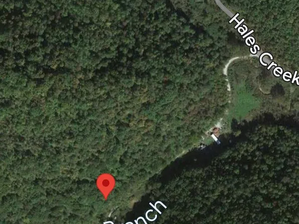 9999 John Hale Br, Flat Lick, KY 40935
