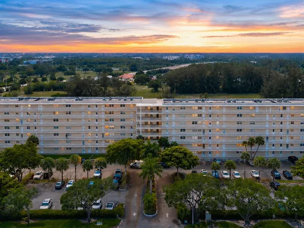5961 NW 2nd Avenue #302, Boca Raton, FL 33487