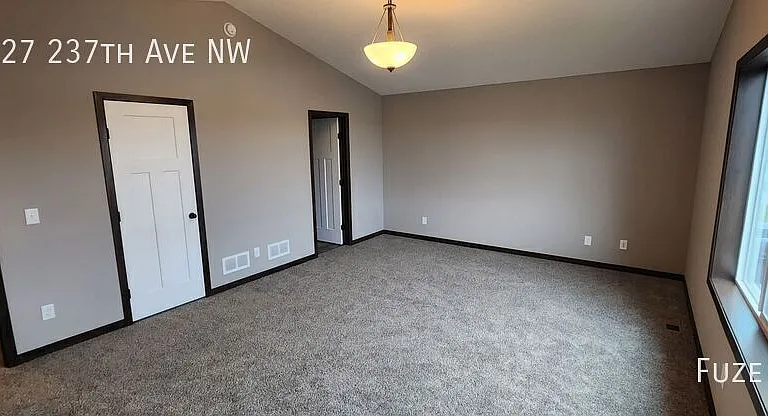 3527 237th Ave NW — Photo 10