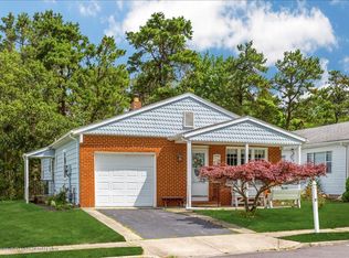 42 Santiago Dr W, Toms River, NJ 08757