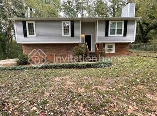2298 Chestnut Log Loop, Lithia Springs, GA 30122