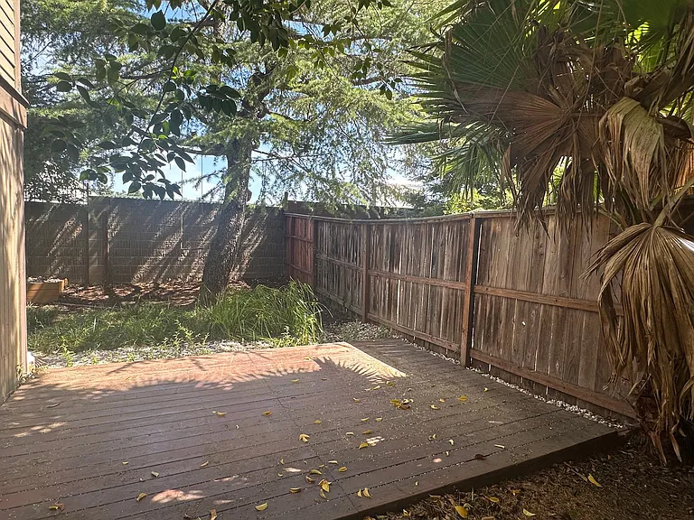 362 Tabor Ave — Photo 4