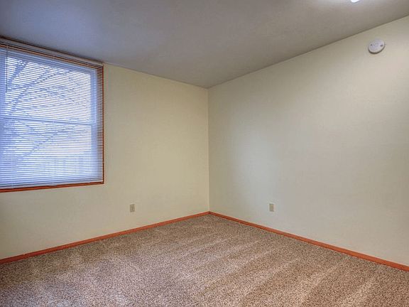 3rd image of 508 S Mattis Ave #20630689