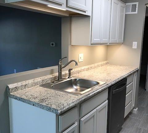 4th image of 9500 Babcock Blvd APT 103