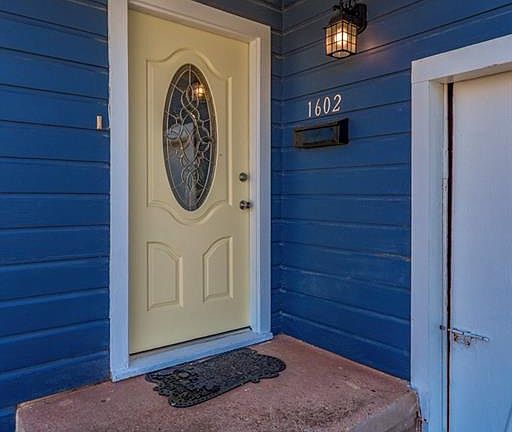 4th image of 1602 N Mockingbird Ln