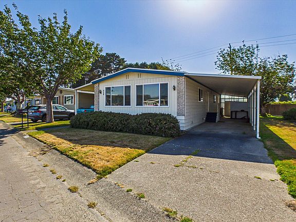 2nd image of 3769 Chestnut Way #7