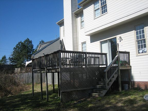 Rear View w/lrg deck