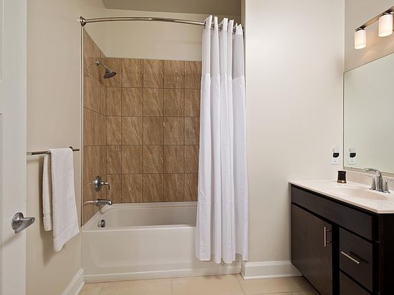 4th image of 40 Steuben St #603