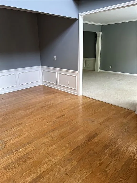 4 bed, 2.5 bath, 2550 sqft, $2,800 — Photo 3
