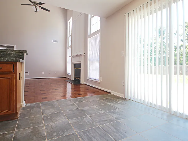 401 Bottesford Dr NW — Photo 12