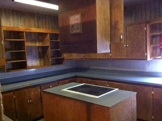 2nd image of 115 Bonita St