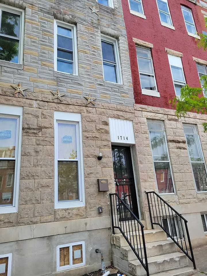 3 bed, 1.5 bath, $1,350 — Photo 1
