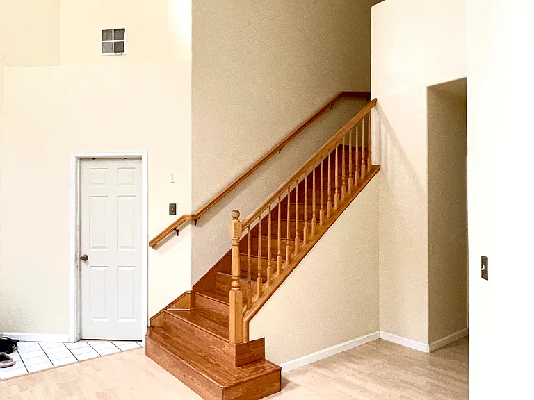Onyx Ave — Photo 6