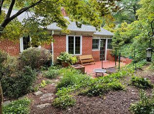 2915 N Stafford St, Arlington, VA 22207