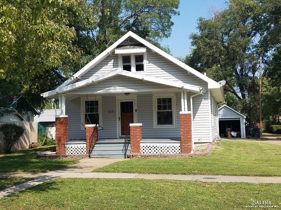 1st image of 212 W Ellsworth Ave