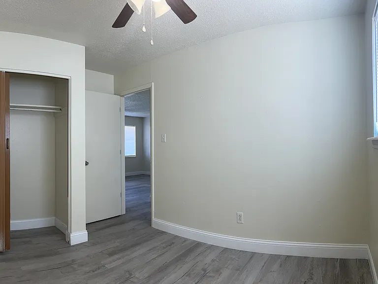 3525 Sheridan St #1 — Photo 5