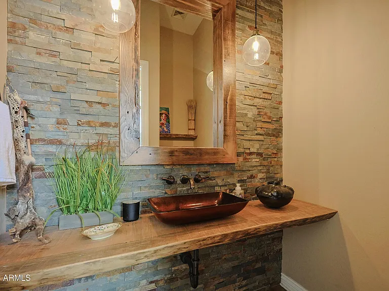 42405 N Harbour Town Ct — Photo 6