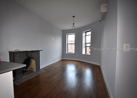 4th image of 323 Stuyvesant Ave #5