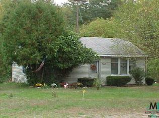 7975 W Lakeshore Rd, Fort Gratiot, MI 48059