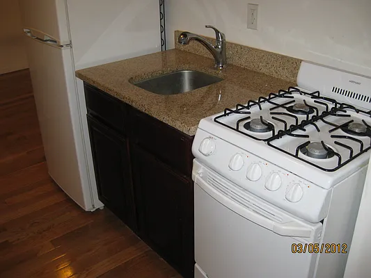 Rented by City Wide Apartments | media 32