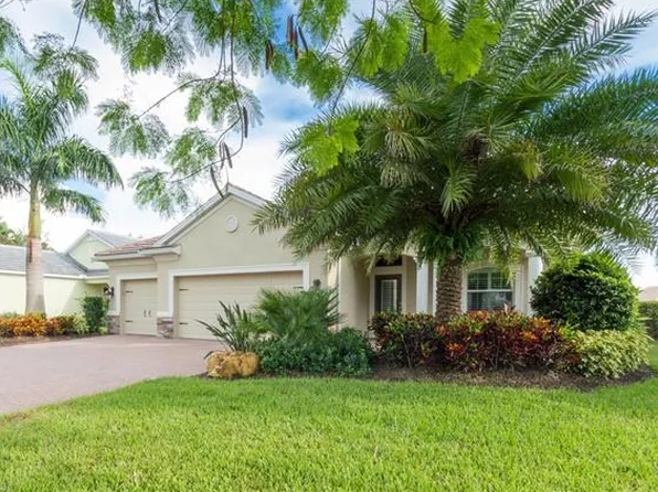 13580 Palmetto Grove Dr, Fort Myers, FL 33905