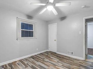 6824 Frostview Ln, Saint Louis, MO 63134