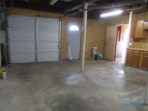 5th image of 733 N Union St