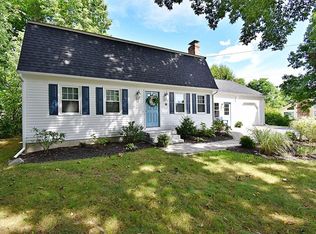33 Richards Rd, Southborough, MA 01772