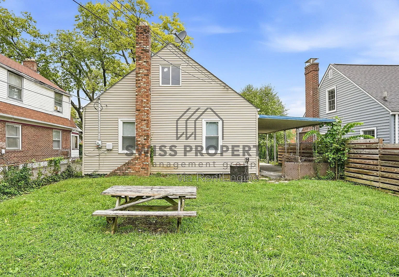 3 bed, 1.5 bath, $1,850 — Photo 2
